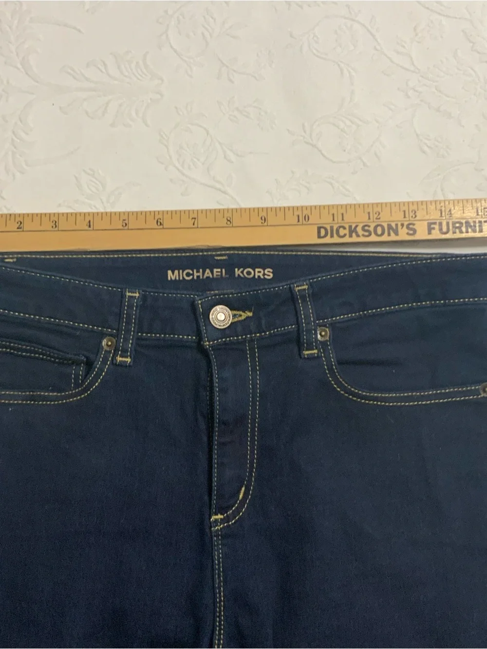 Michael Kors Izzy Skinny Jeans, size 10